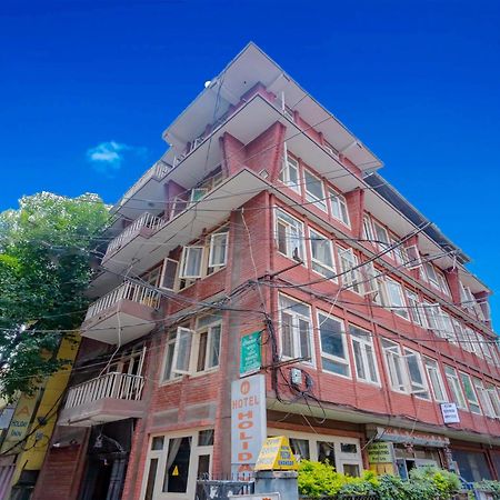 Oyo 795 Hotel Holiday Inn 카트만두 외부 사진